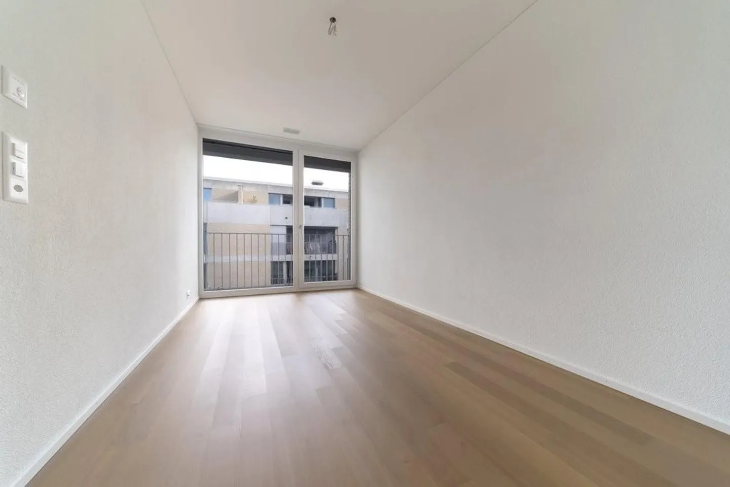 Appartamento moderno di 3,5 locali a Suhr - Foto 3 di 7