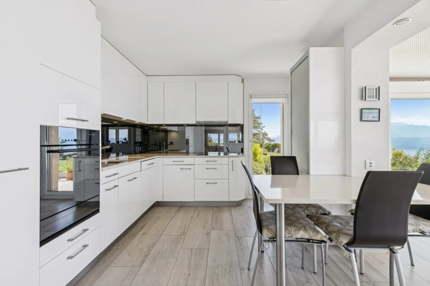 Villa Stupenda con Vista Lago - Foto 8 di 12