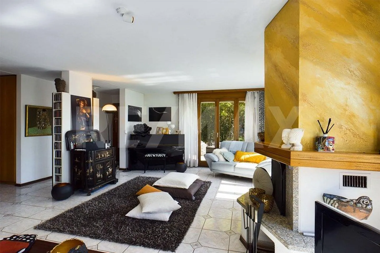 Beautiful 5-Room Villa with Unobstructed View - Photo 10 of 13