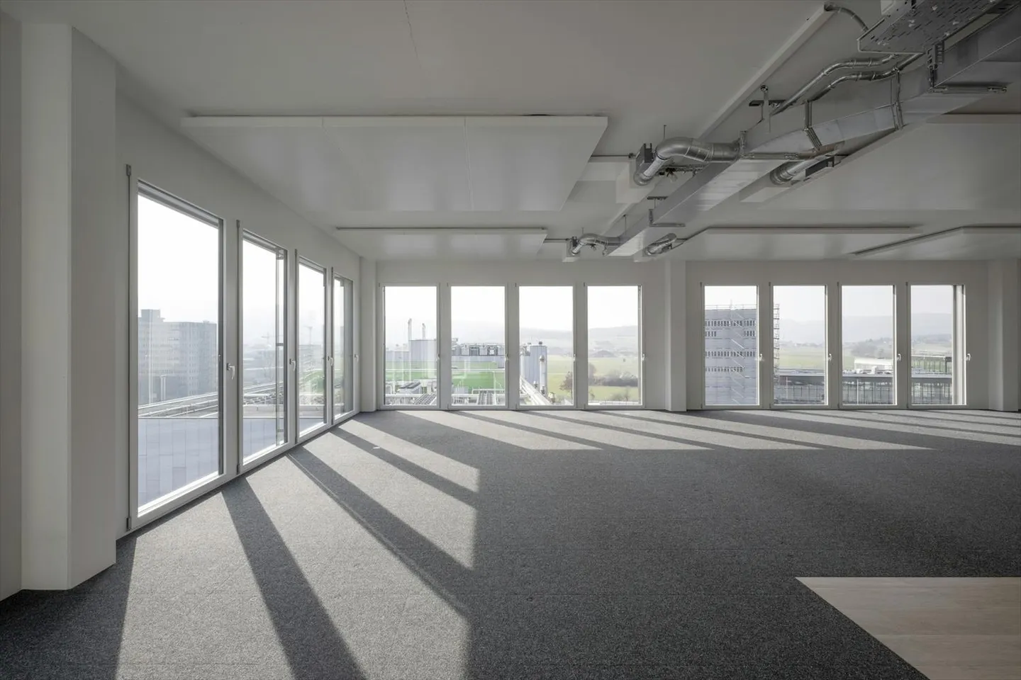 300 m2 o 730 m2 di spazi per uffici premium con vista - Moderno, climatizzato, sostenibile - Foto 8 di 10