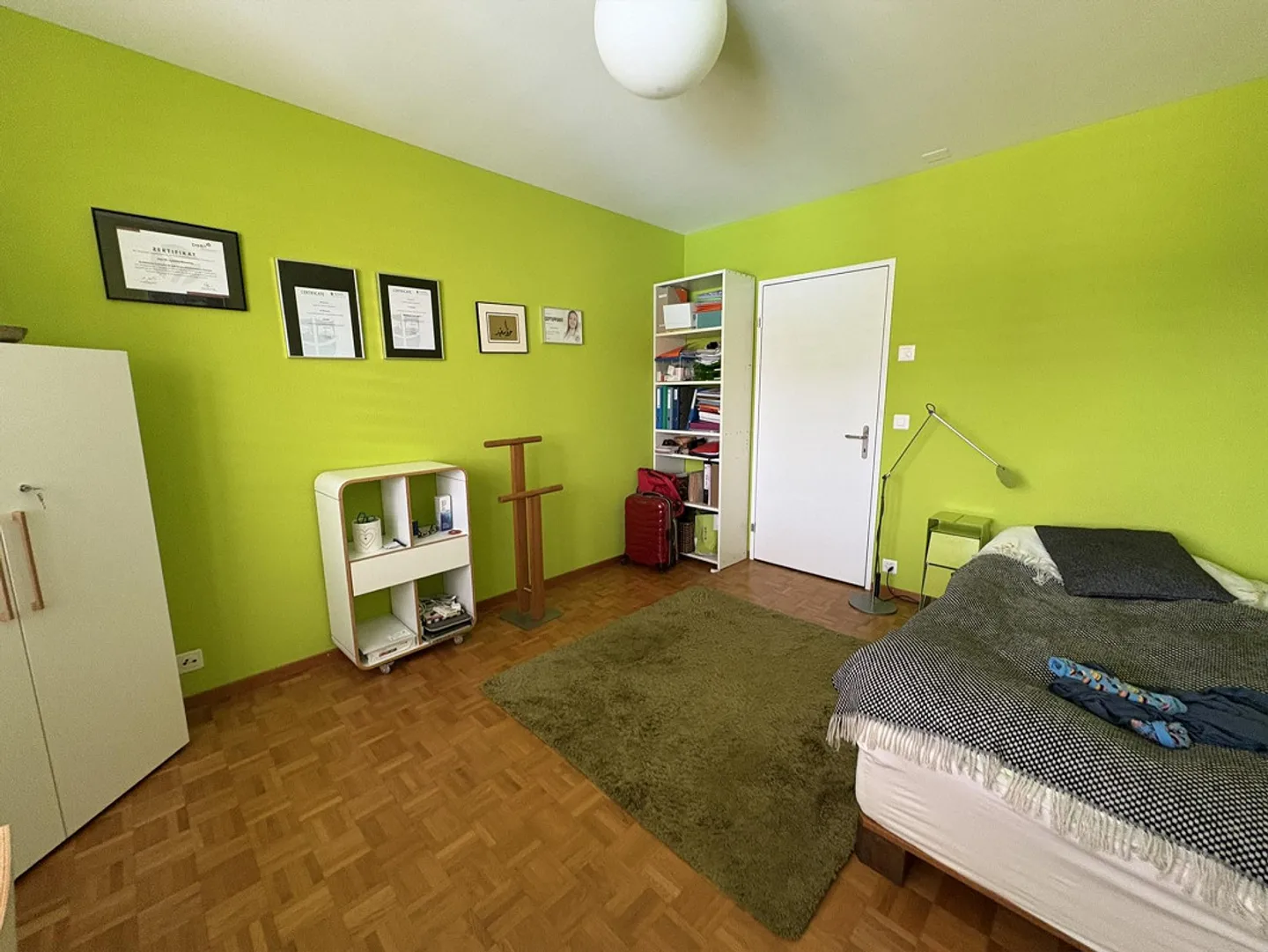 Living with tropical flair in Reussport - Photo 8 of 10
