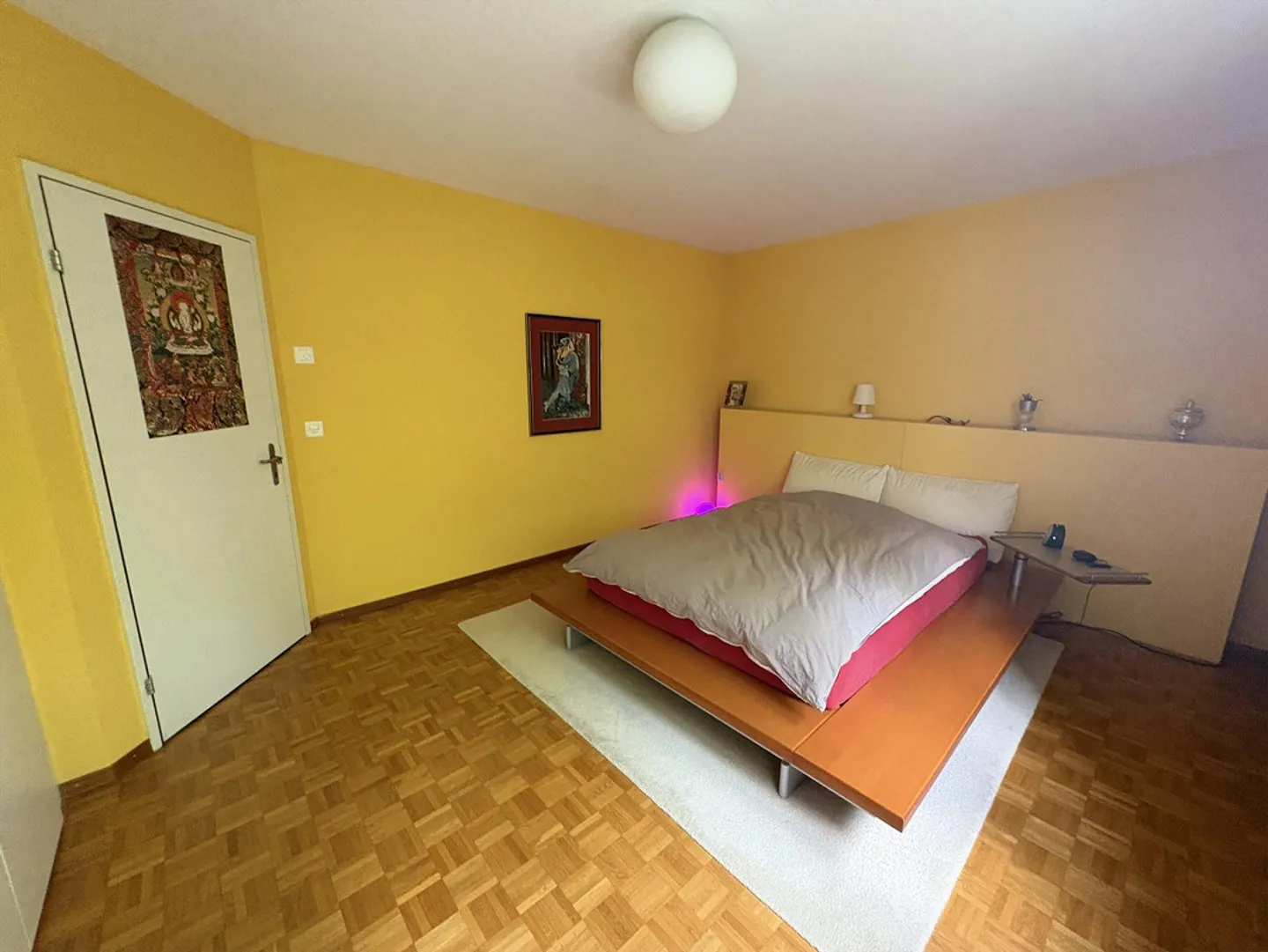 Living with tropical flair in Reussport - Photo 7 of 10