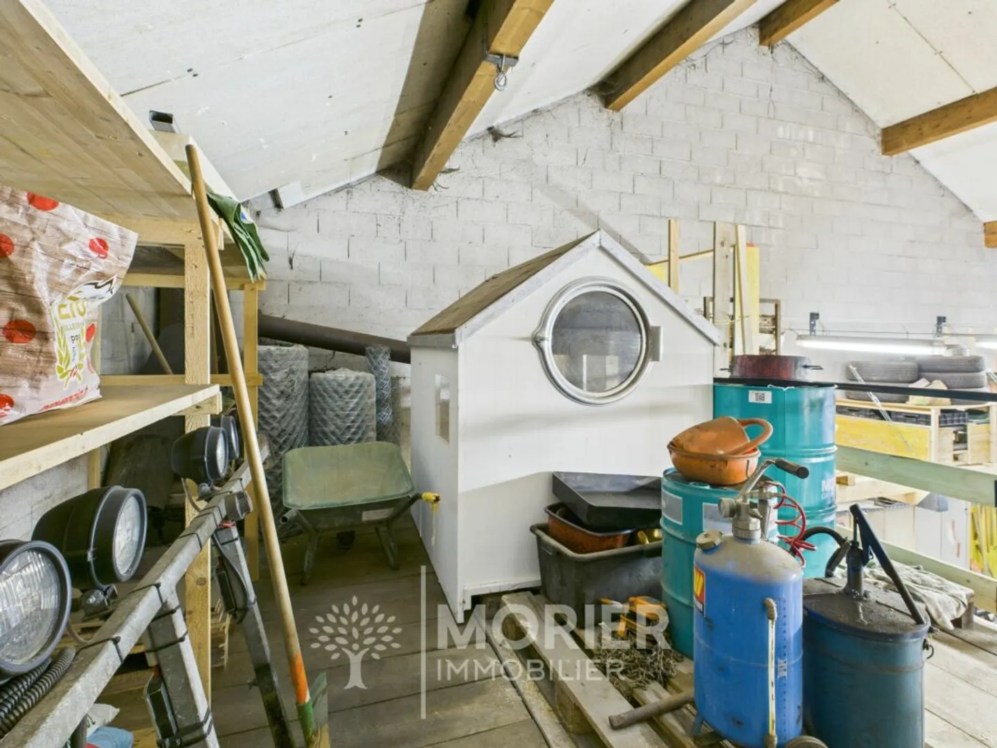 Workshop - Photo 7 of 8