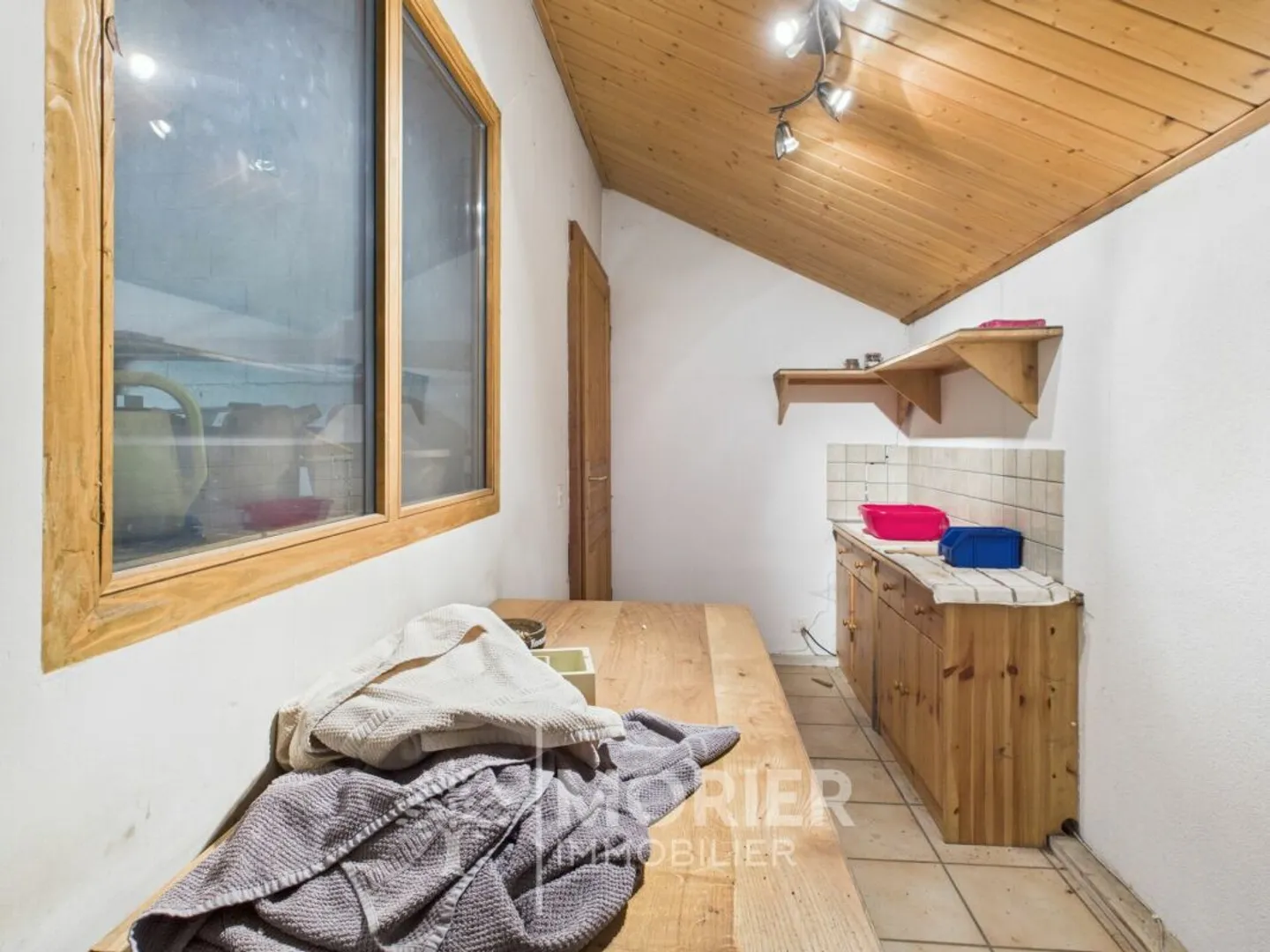 Workshop - Photo 8 of 8