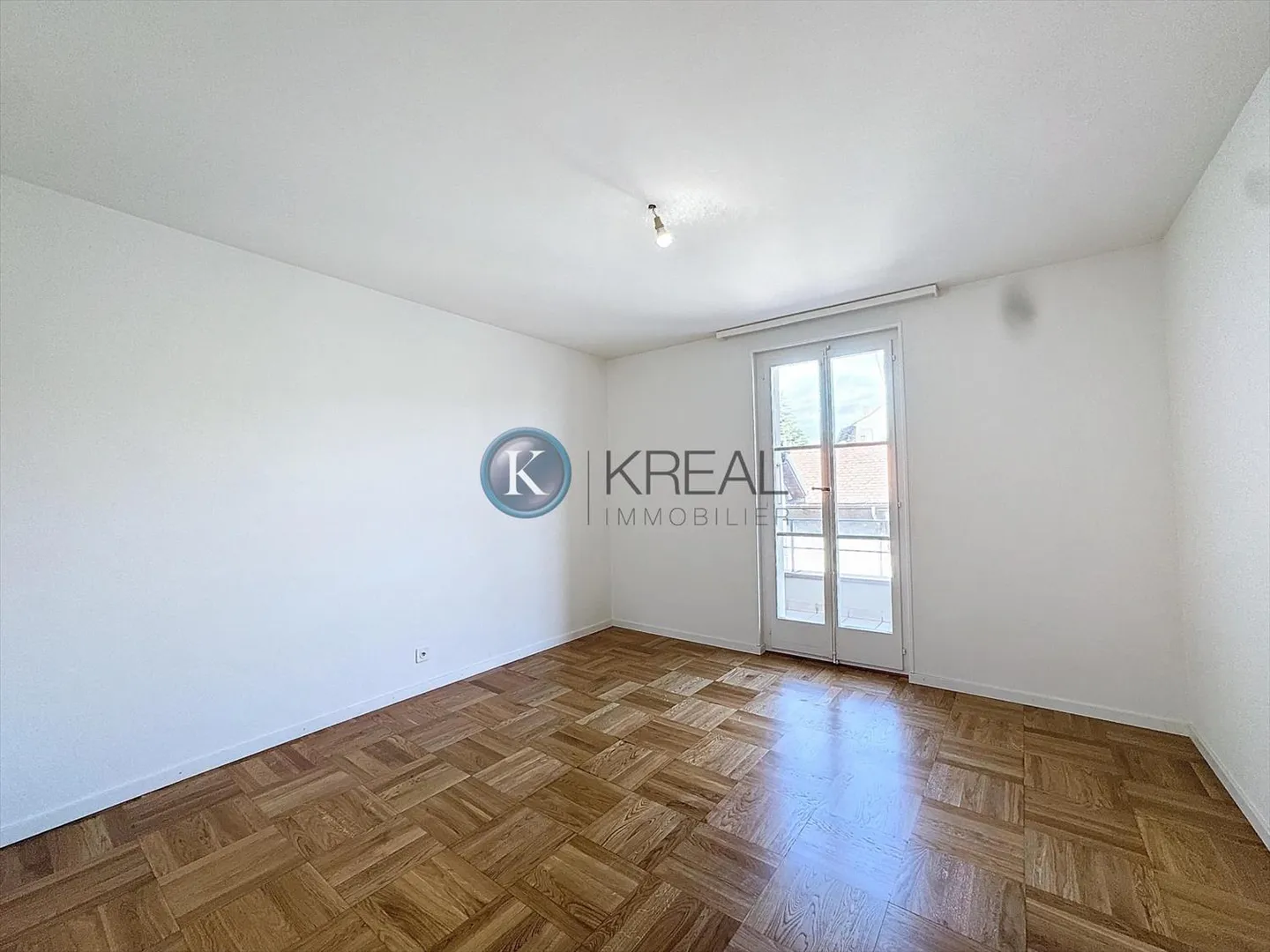 Nel cuore del villaggio? Magnifico appartamento di 5,5 stanze con terrazza di 28 m²! - Foto 5 di 9