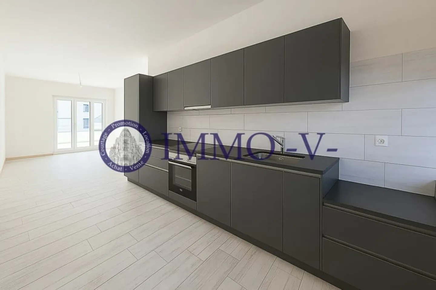 Renovated in the heart of Collombey - Photo 1 of 7