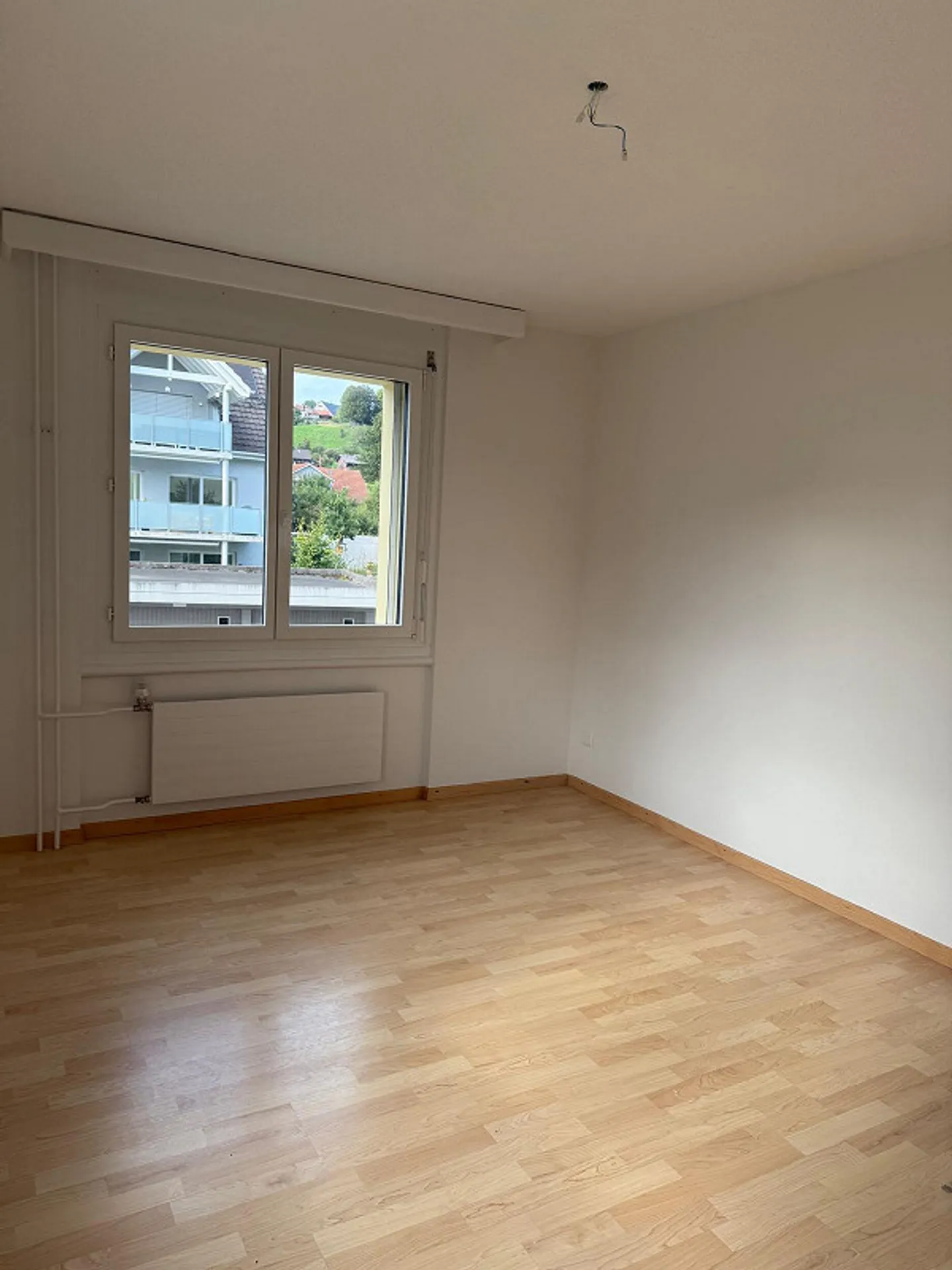 Frisch renovierte 4.5-Zimmer-Wohnung an ruhiger Lage - Foto 4 von 10