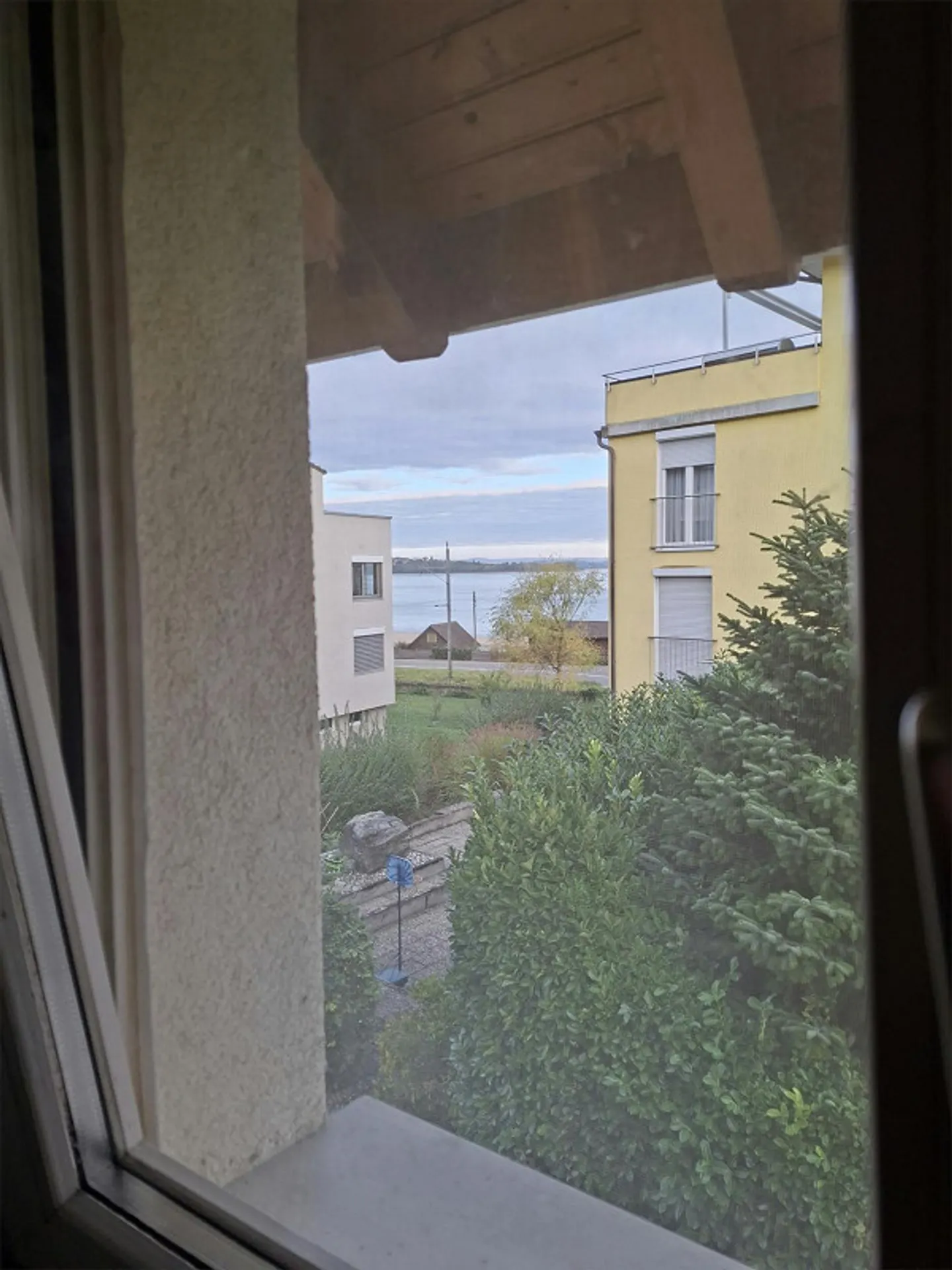 3.5-room apartment near the lake for rent - Photo 5 of 8