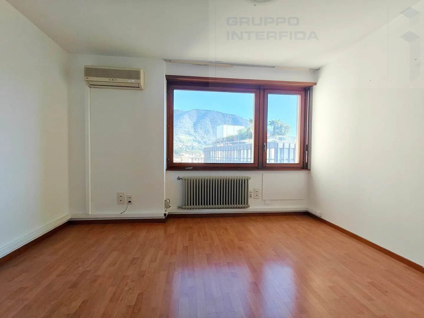 UFFICIO IN CENTRO A CHIASSO  - Foto 3 di 5