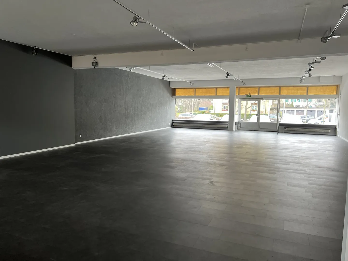 Superficie commerciale libera Kreis 12 in affitto - Foto 3 di 8