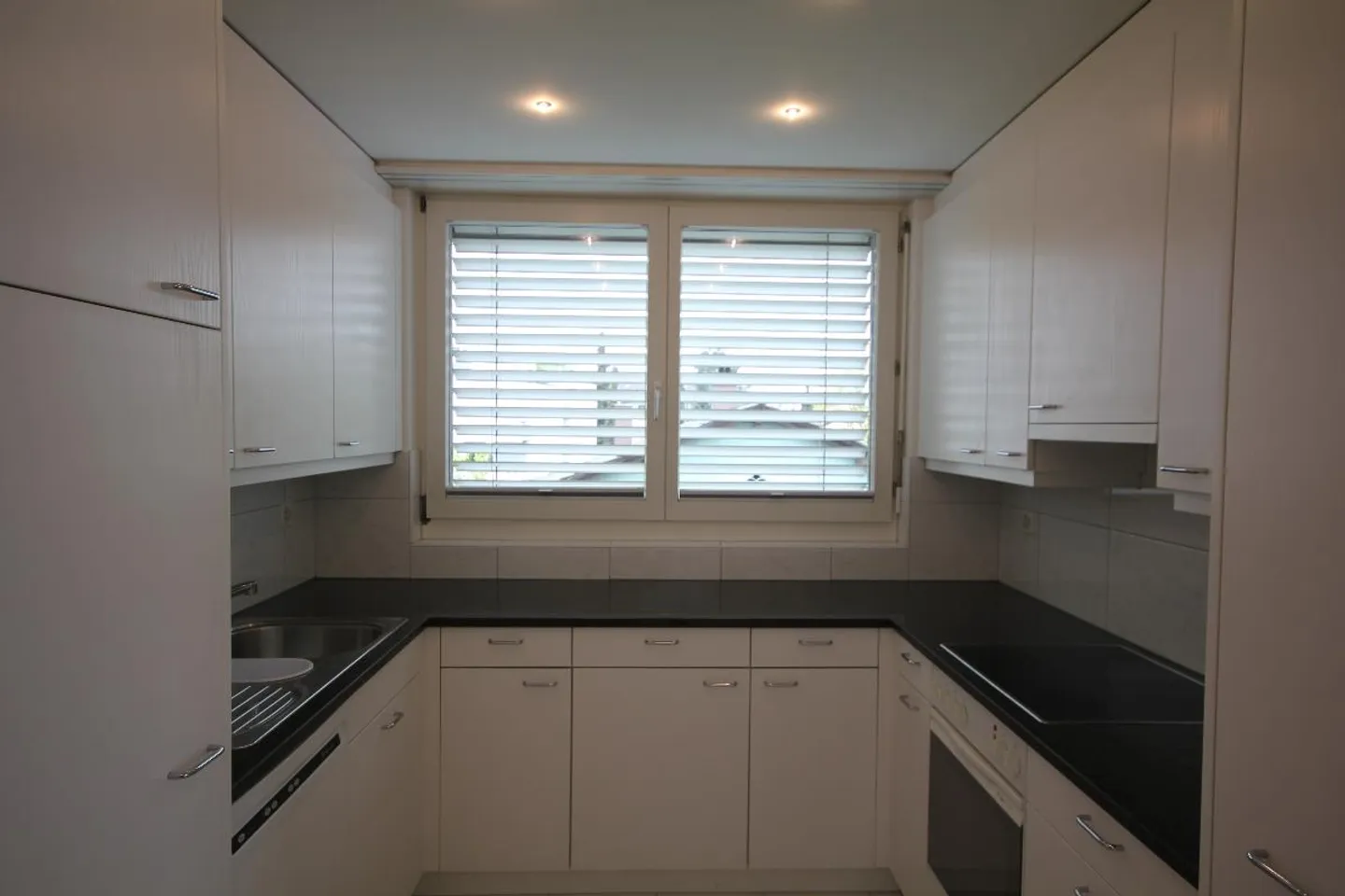 Appartamento in affitto - Foto 9 di 10