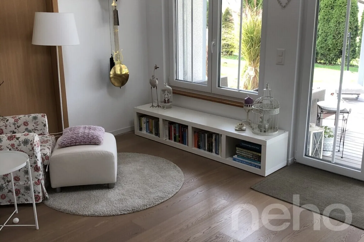 Spacious Family Home with Garden - Photo 10 of 13