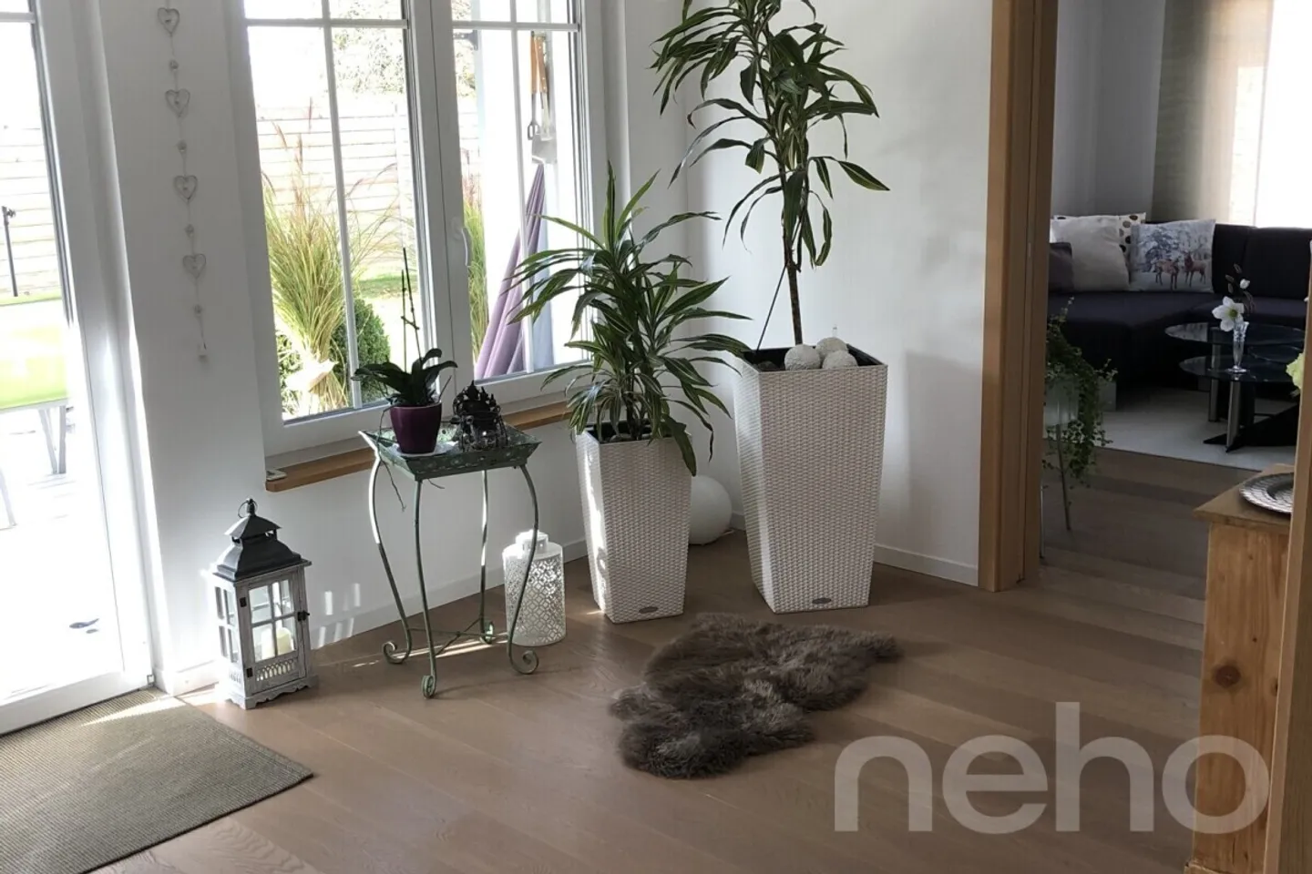 Spacious Family Home with Garden - Photo 11 of 13