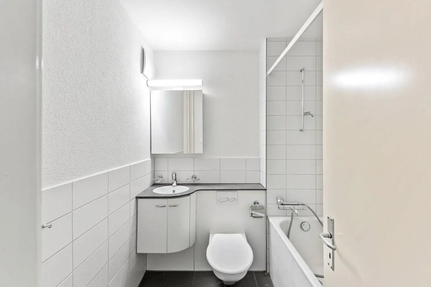 Charmante 2½ Zimmer Wohnung - Foto 4 von 4