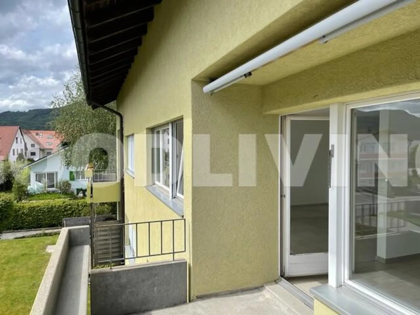 CALME, ENSOLEILLÉ ET CENTRAL DANS LE VILLAGE - Photo 6 sur 8