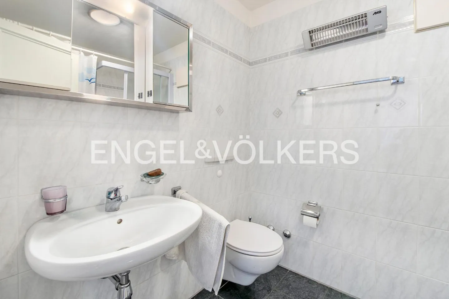 Appartement spacieux directement au bord du lac - Photo 10 sur 12