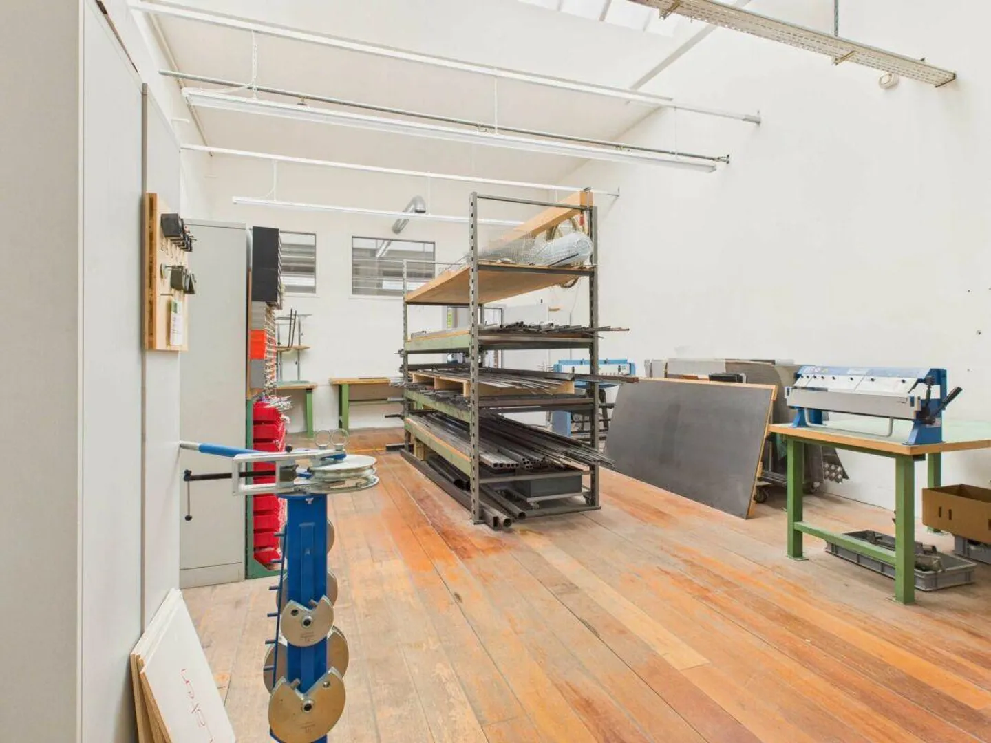 Office/Commercial Spaces in a Central Location - Photo 7 of 14