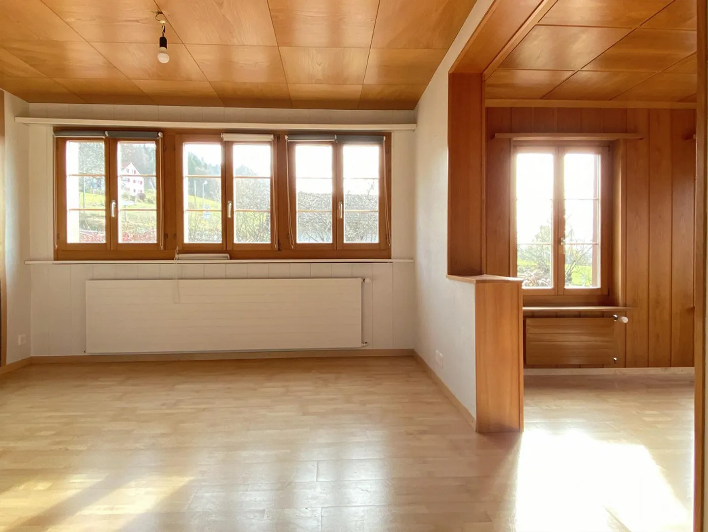 Freshly renovated, large single-family house in the green - Photo 13 of 28