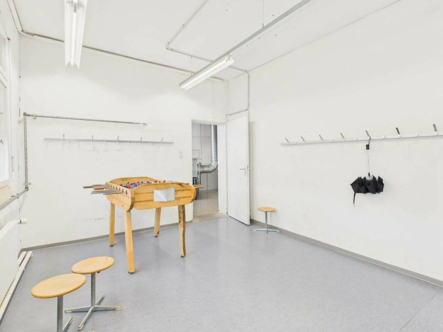 Office/Commercial Spaces in a Central Location - Photo 2 of 14