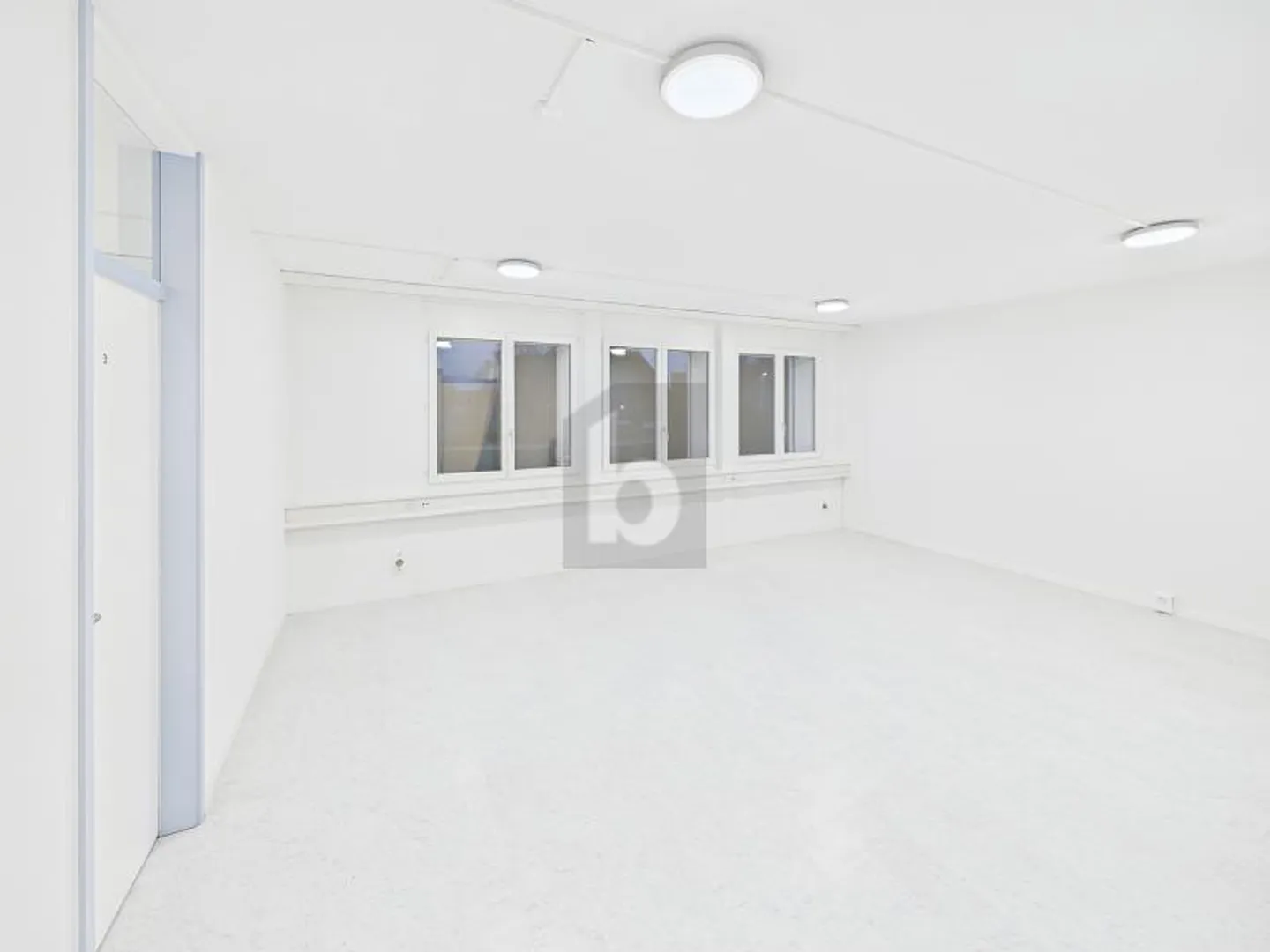 Moderne Praxisräume in Worb - Foto 4 von 6