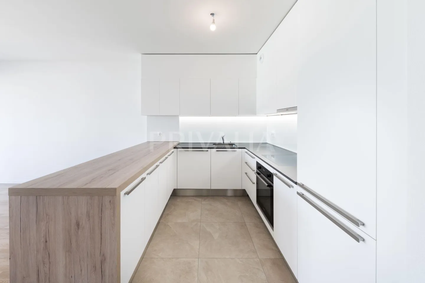 Elégant attique neuf avec vue panoramique - Photo 5 sur 11