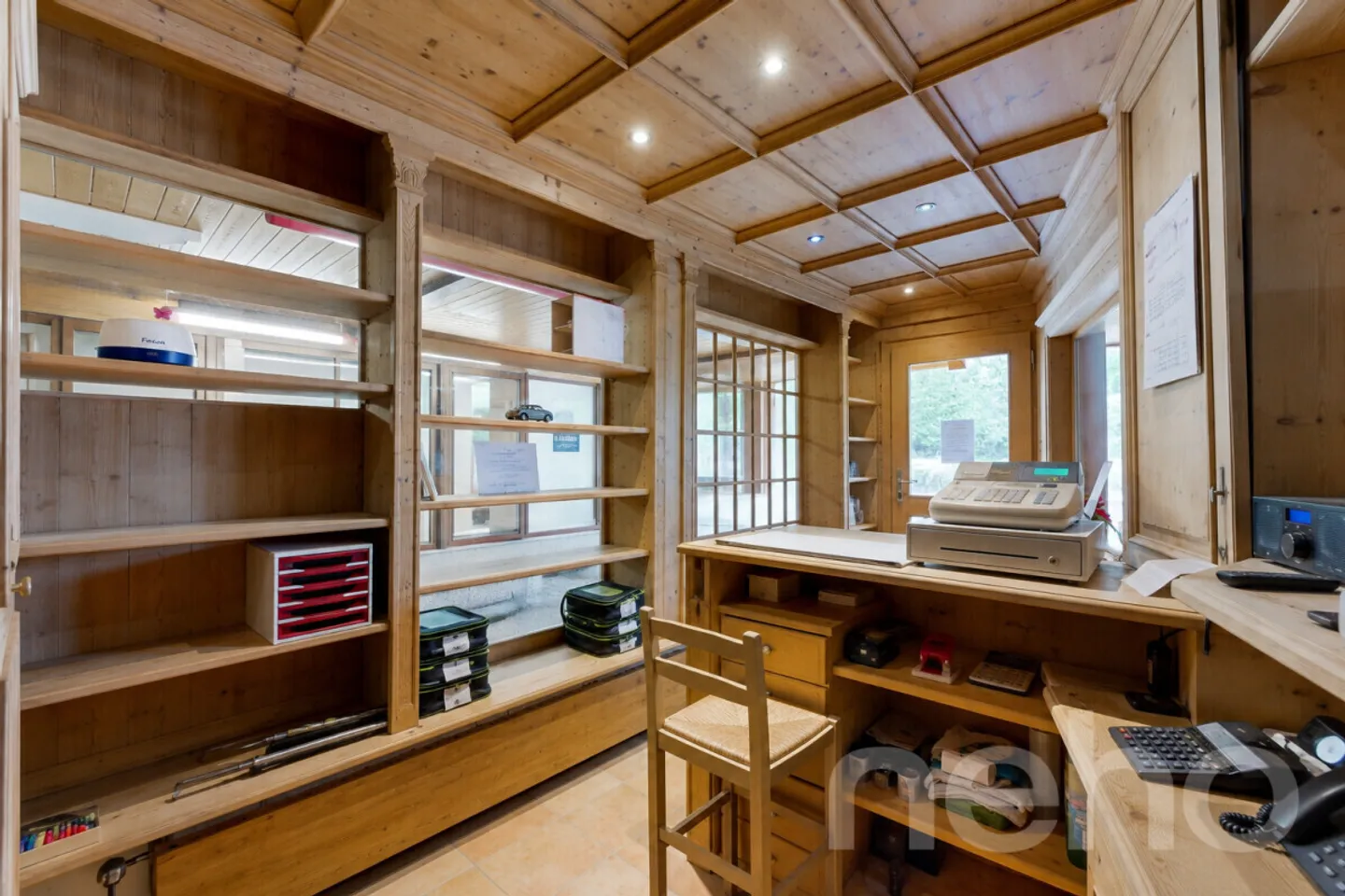 Prime Commercial Space in Crans-Montana - Photo 2 of 12