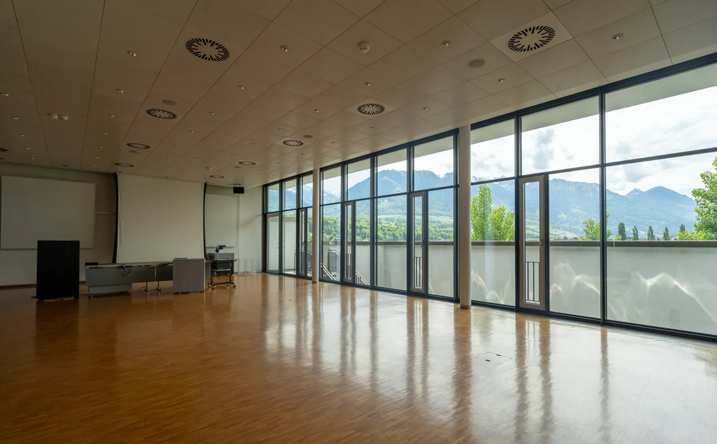 Äusserst Attraktive Büro-, Praxis-, Schulungsräumlichkeiten - Photo 3 sur 9