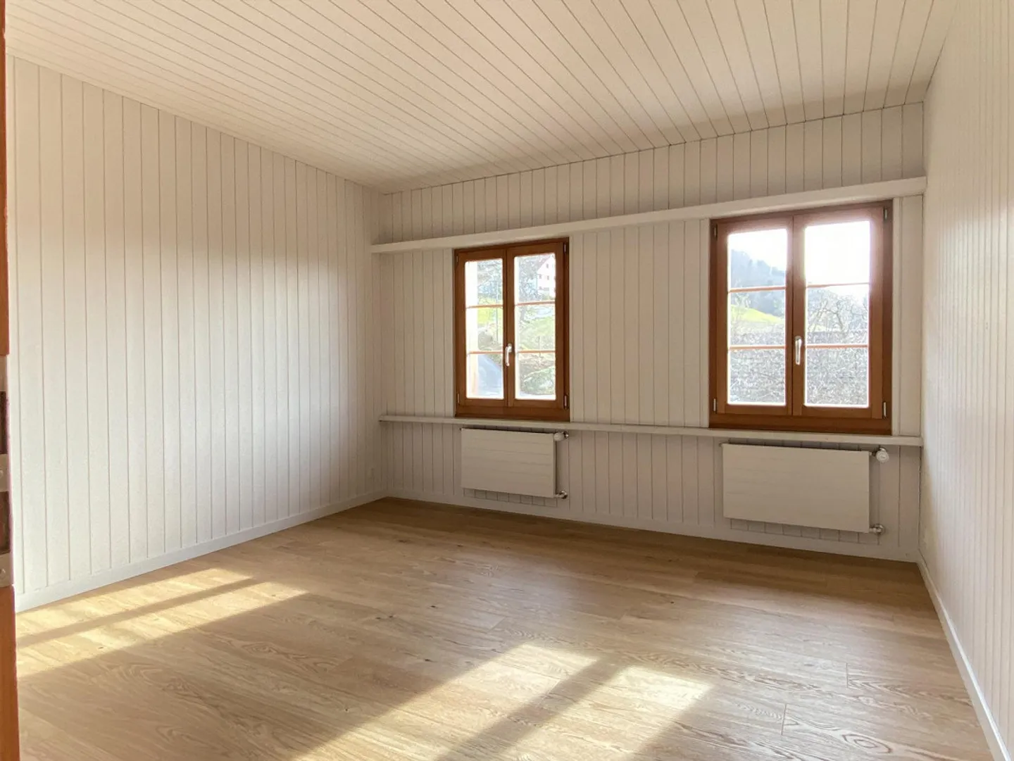 Freshly renovated, large single-family house in the green - Photo 21 of 28