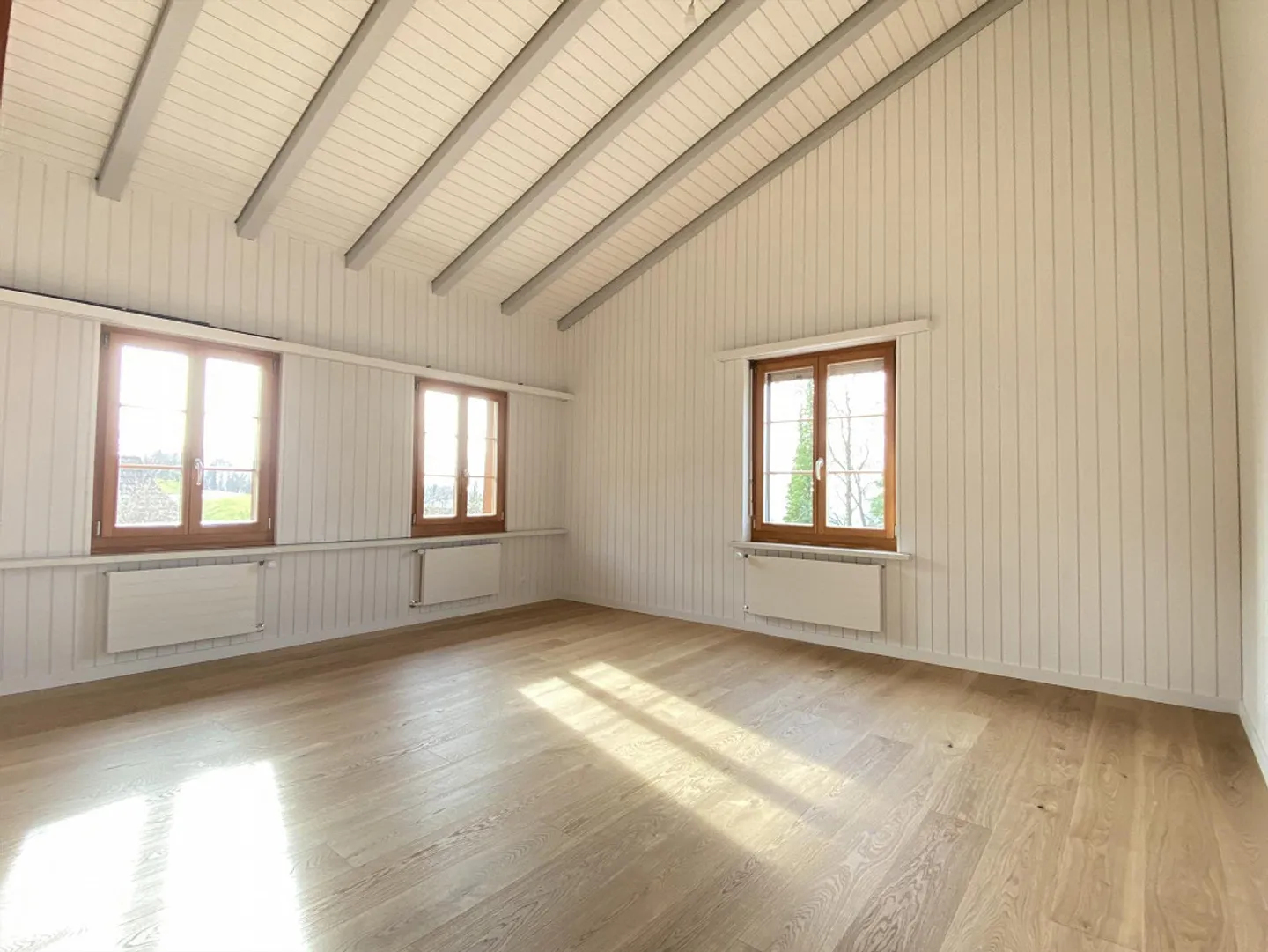 Freshly renovated, large single-family house in the green - Photo 22 of 28