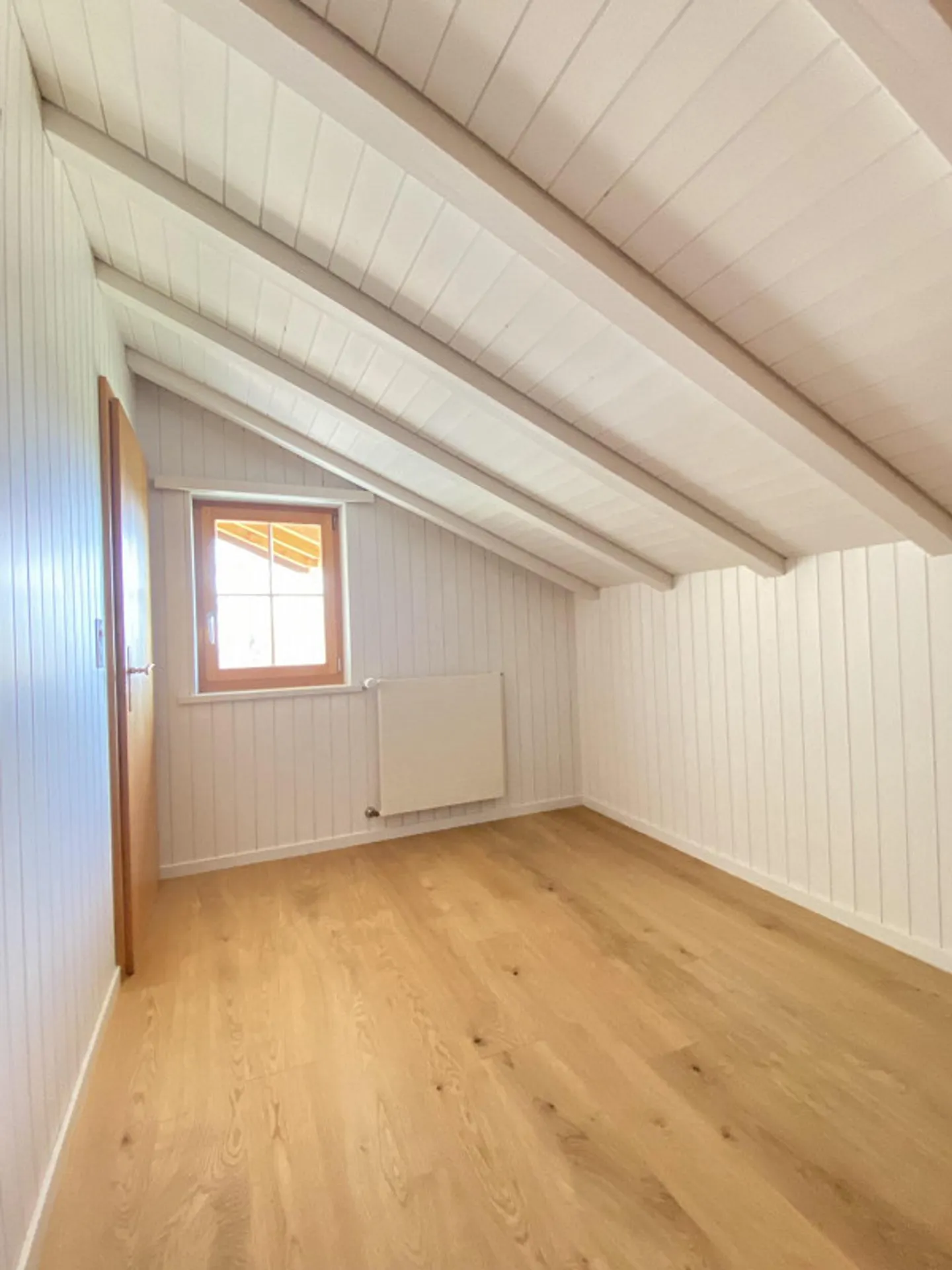 Freshly renovated, large single-family house in the green - Photo 24 of 28