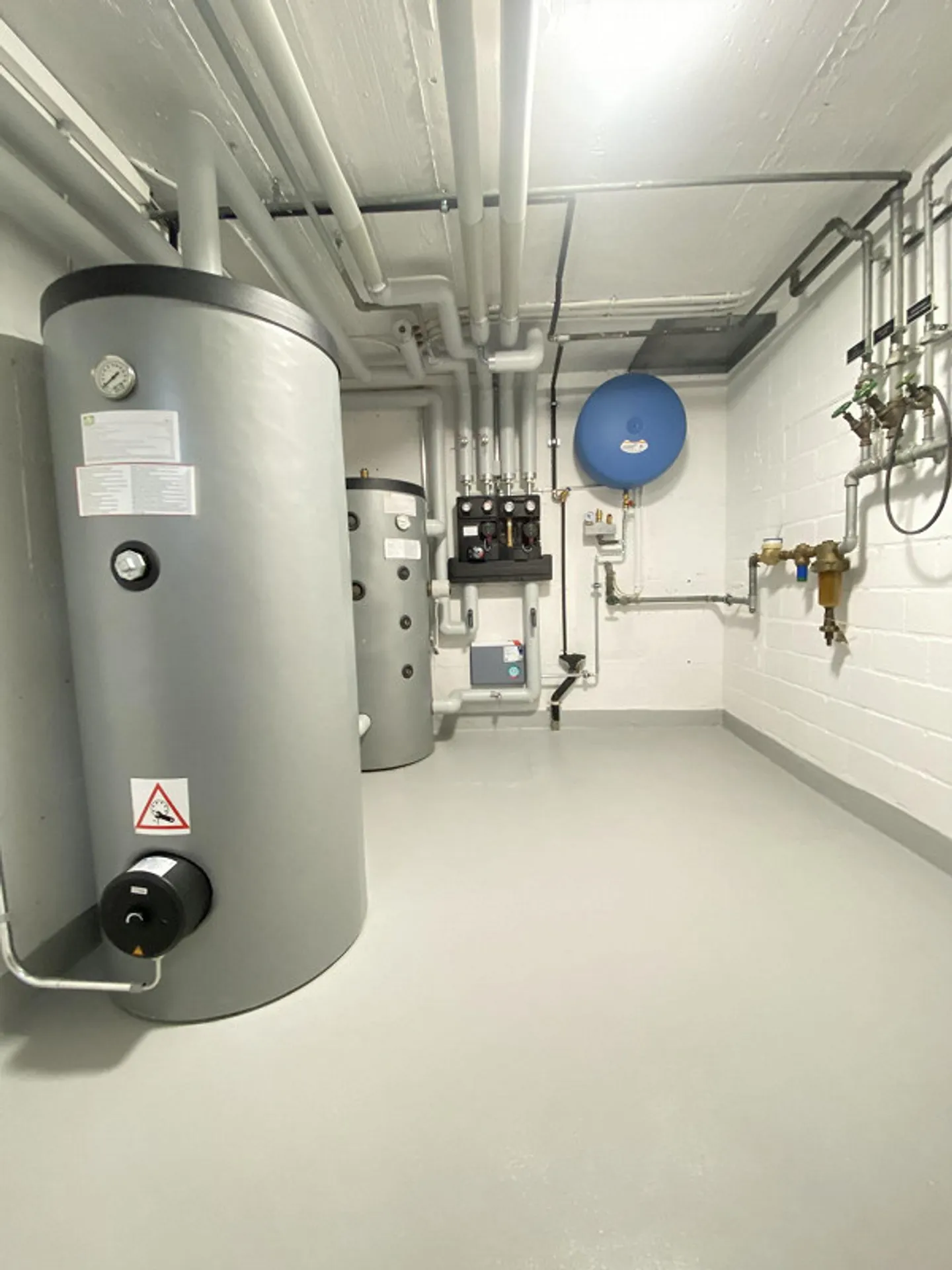 Freshly renovated, large single-family house in the green - Photo 27 of 28