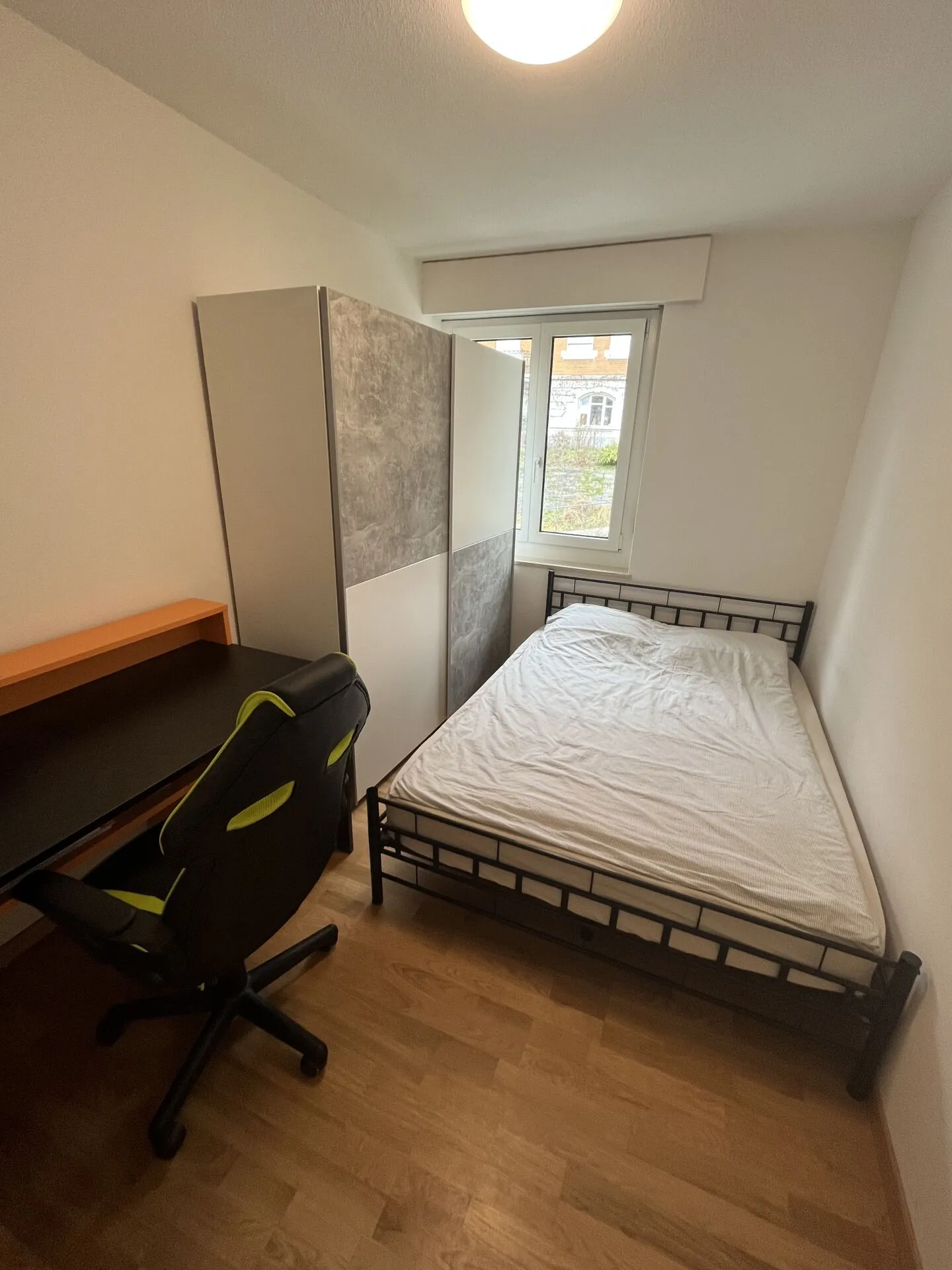 Möbliertes WG-Zimmer nahe Bahnhof und Uni, 2.OG Zimmer 5 - Photo 1 of 5