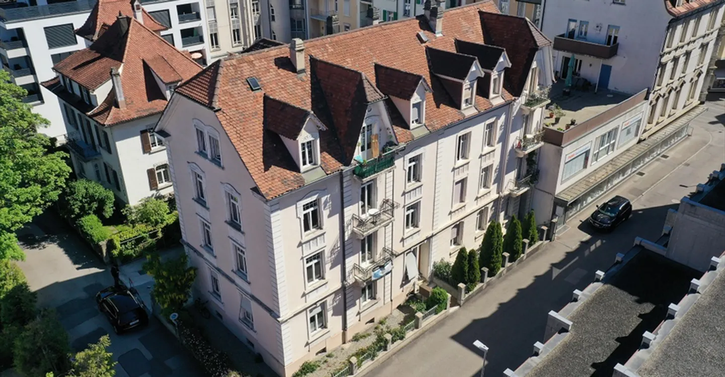 Renovated Apartments Near Train - Photo 1 of 8