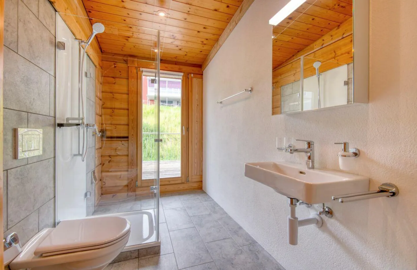 Appartamento 2 camere con terrazza su tutta la lunghezza dell'appartamento - Foto 4 di 8