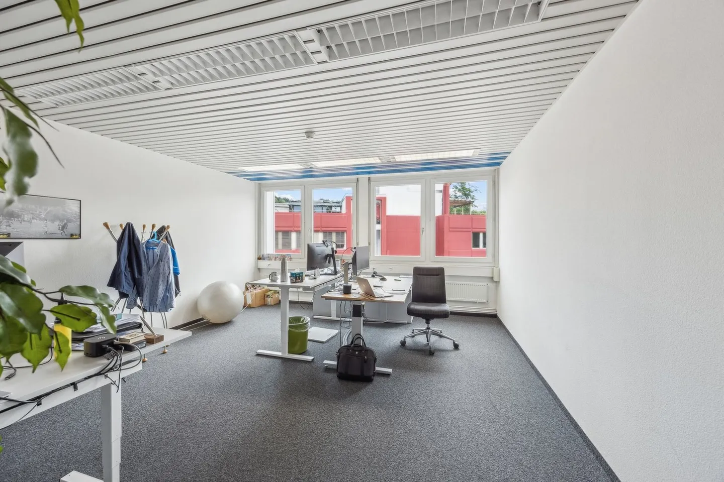 Flessibile e moderno: spazio ufficio a partire da 300 m² con molti extra! - Foto 7 di 14