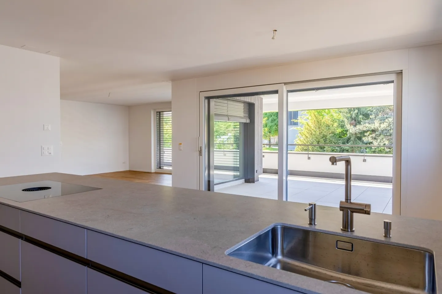 Modern living experience with a view in Rorschacherberg - Photo 2 of 12