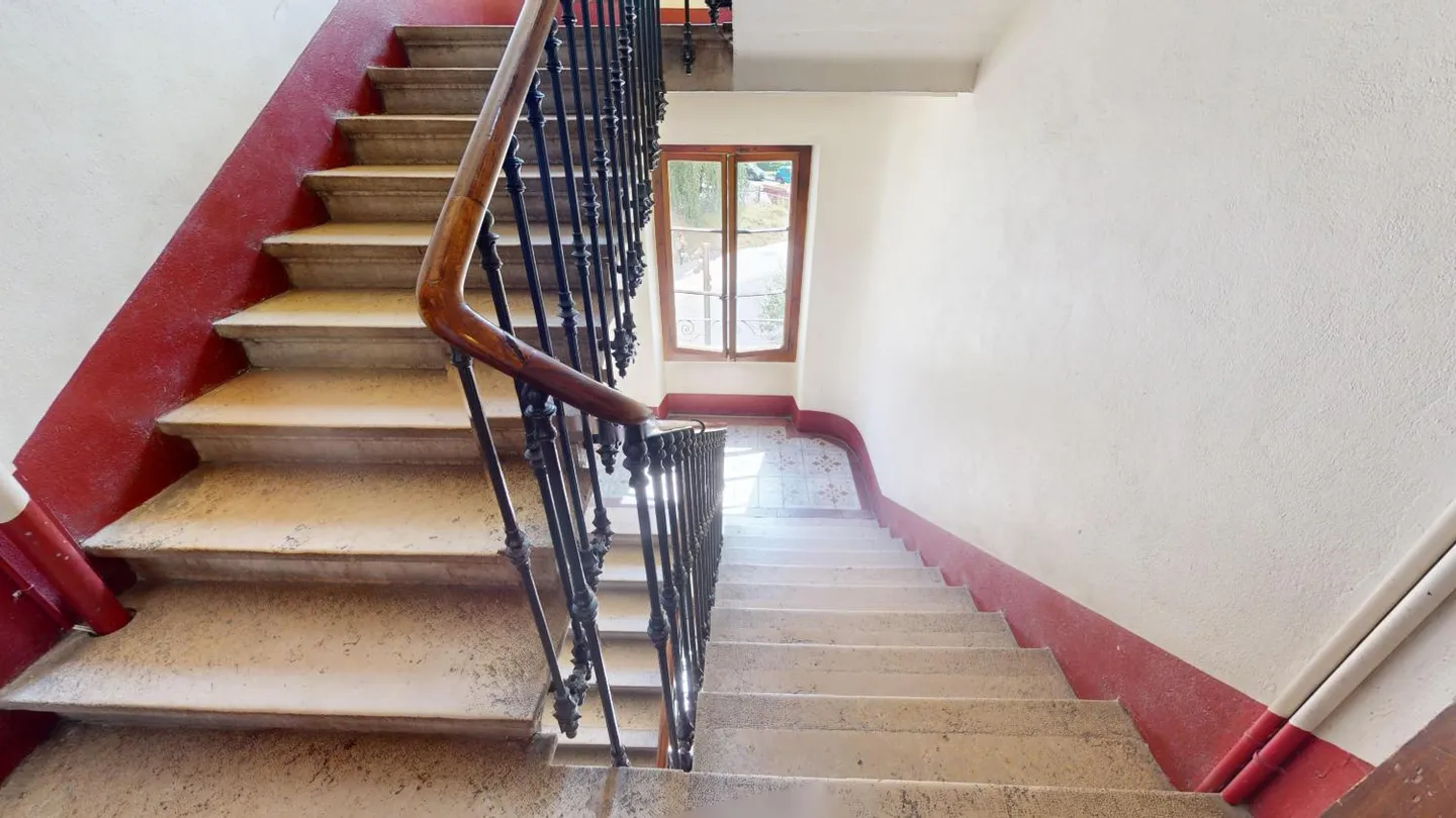 FURNISHED 3-ROOM APARTMENT - opposite the Eaux-Vives train station - Photo 15 of 17