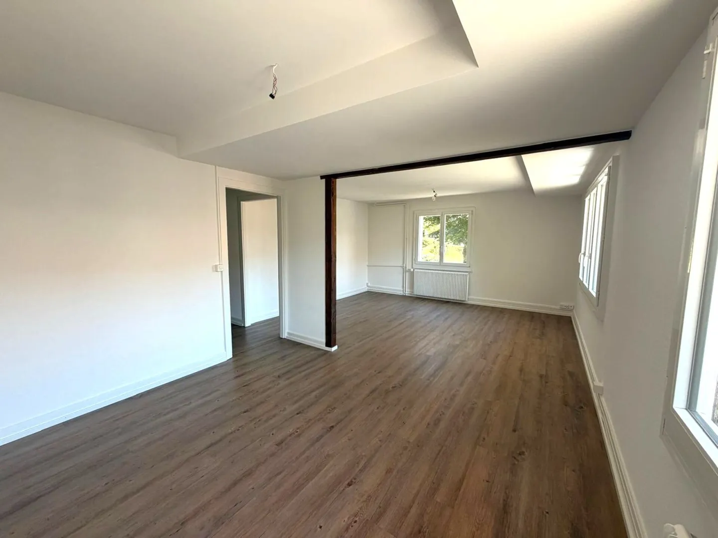 St-Imier, schöne renovierte 3.5-Zimmer-Wohnung im 2. Stock - Foto 8 von 8
