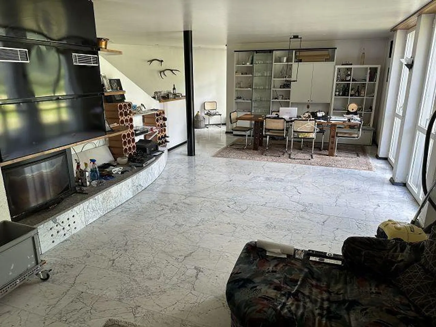 Moderne Villa mit Werkstatt - Foto 3 von 25