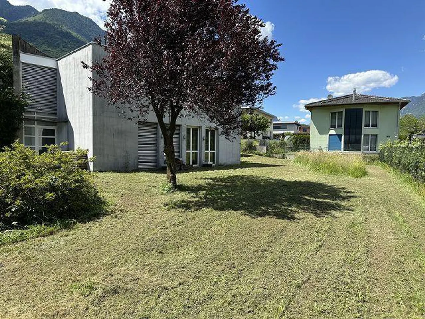Moderne Villa mit Werkstatt - Foto 18 von 25