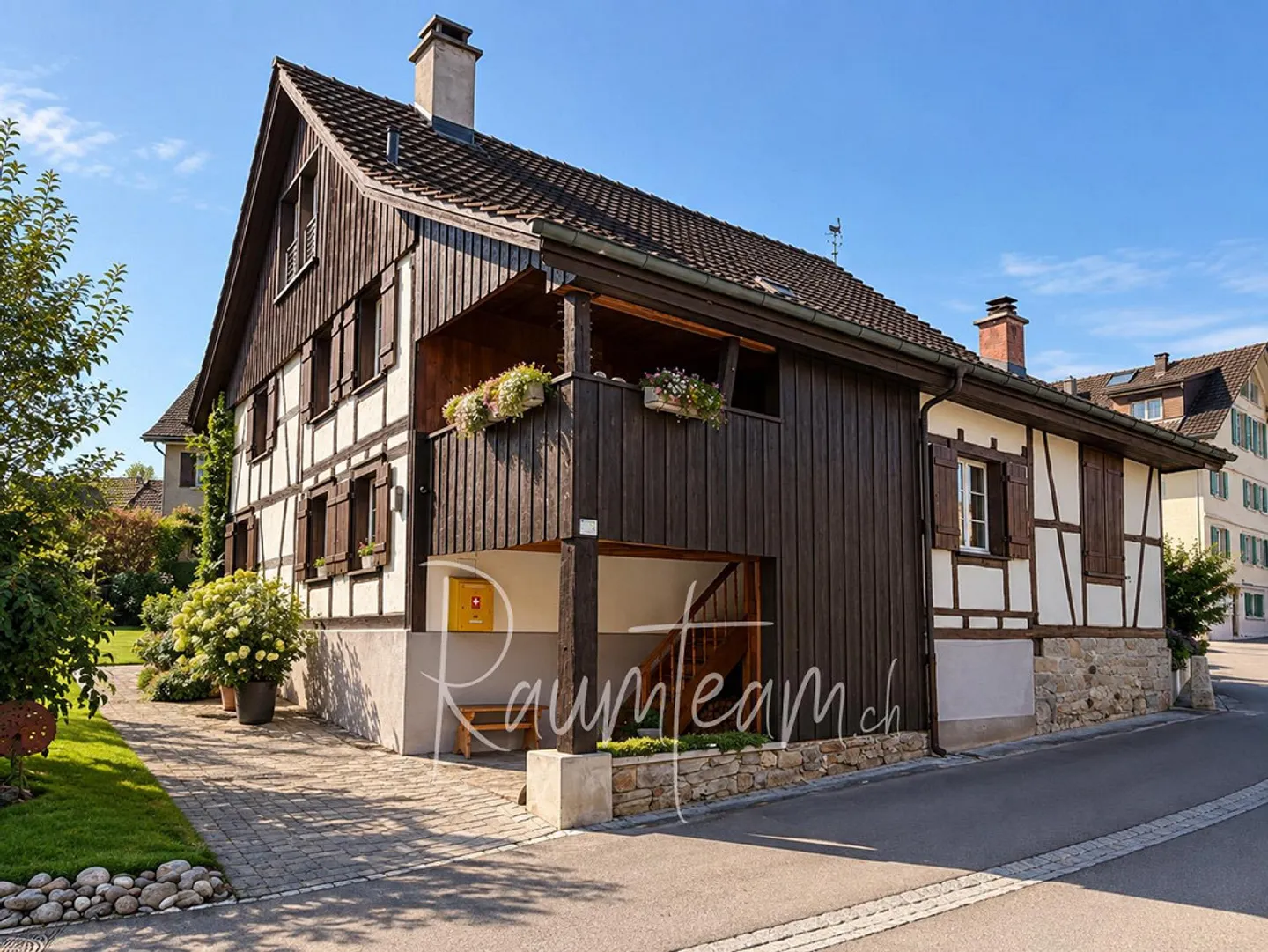Beaucoup d'espace pour deux : Une maison avec caractère et jardin - Photo 3 sur 23