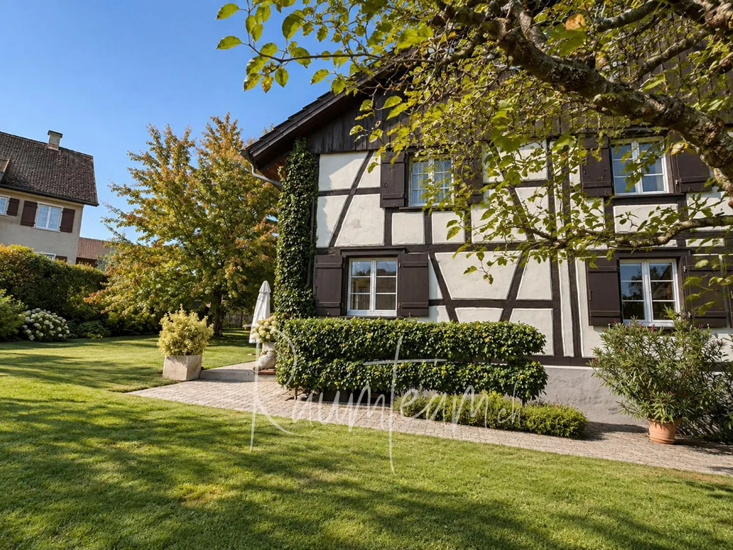 Beaucoup d'espace pour deux : Une maison avec caractère et jardin - Photo 4 sur 23