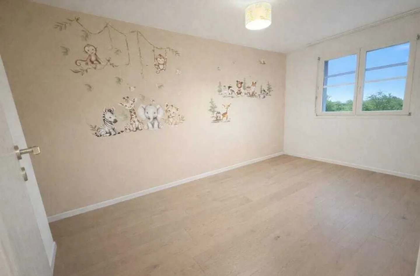 Appartamento 4.5 locali con balcone a Lyss - tranquillo e adatto alle famiglie - Foto 8 di 11