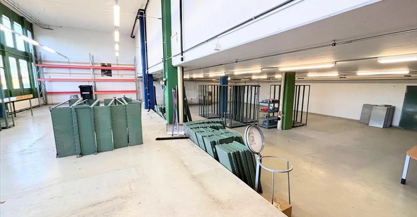 Office space for rent - Photo 5 of 8