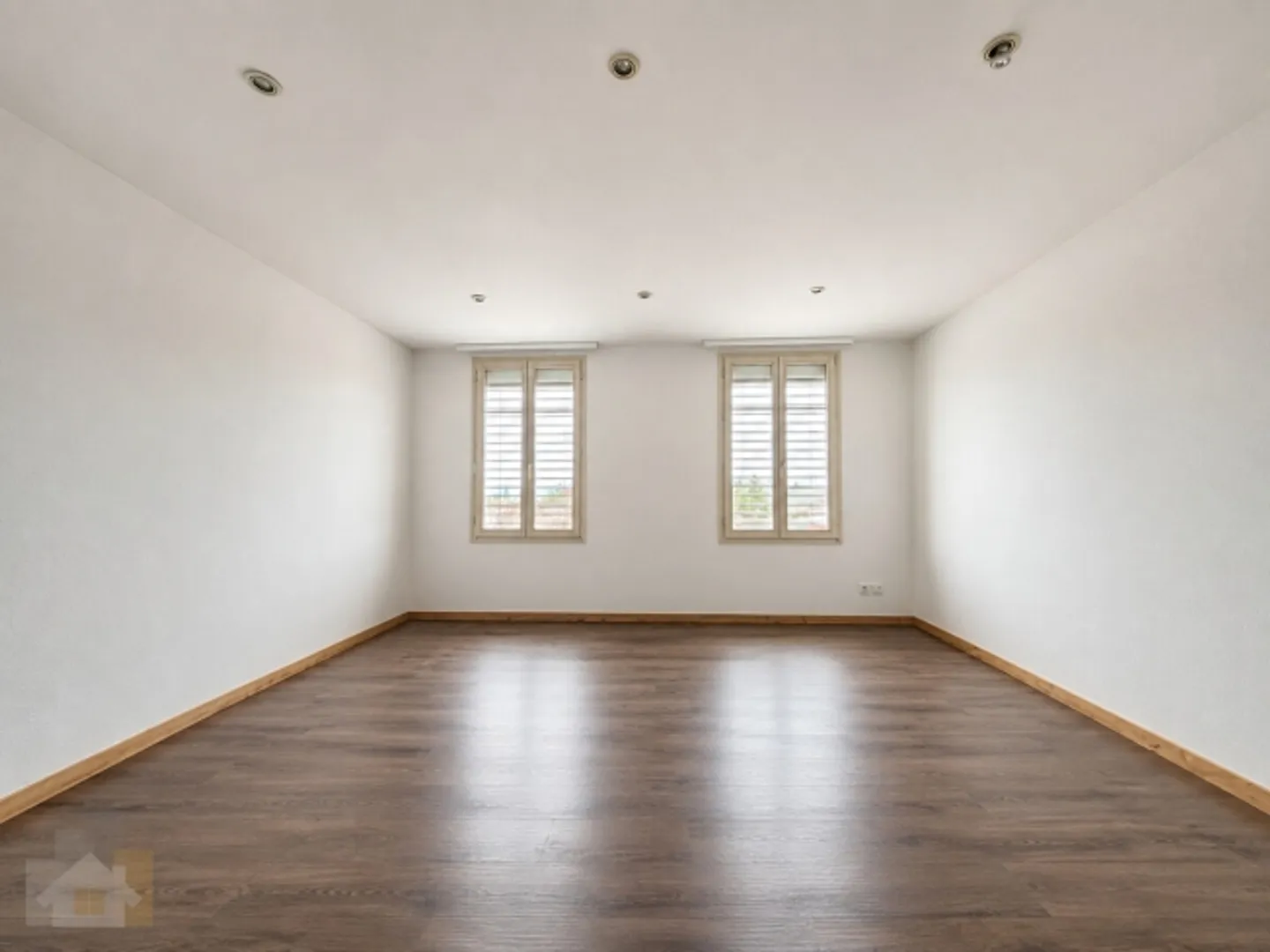 Bright 3.5-Room Apartment - Photo 1 of 1