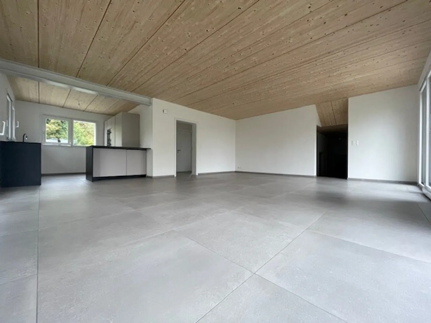 Accommodation with two terraces and private garden - Photo 5 of 10