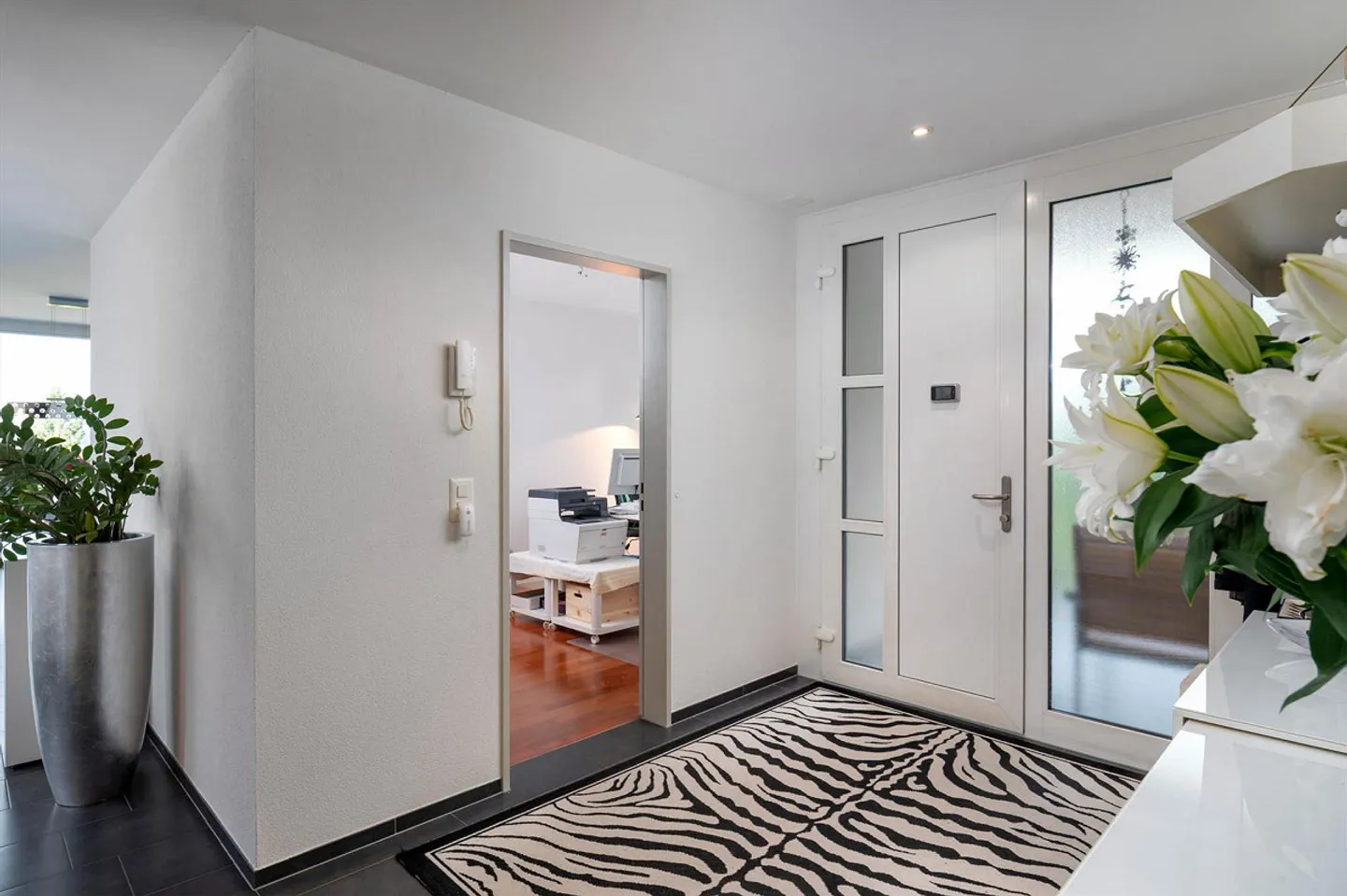 5½-Room Apartment with Dream Terrace - Photo 2 of 14
