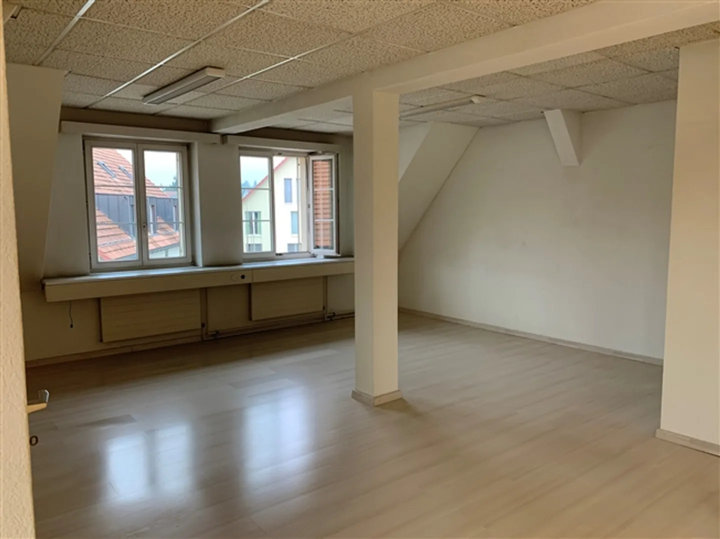 Commercial space in a central location with goods lift - Photo 5 of 5