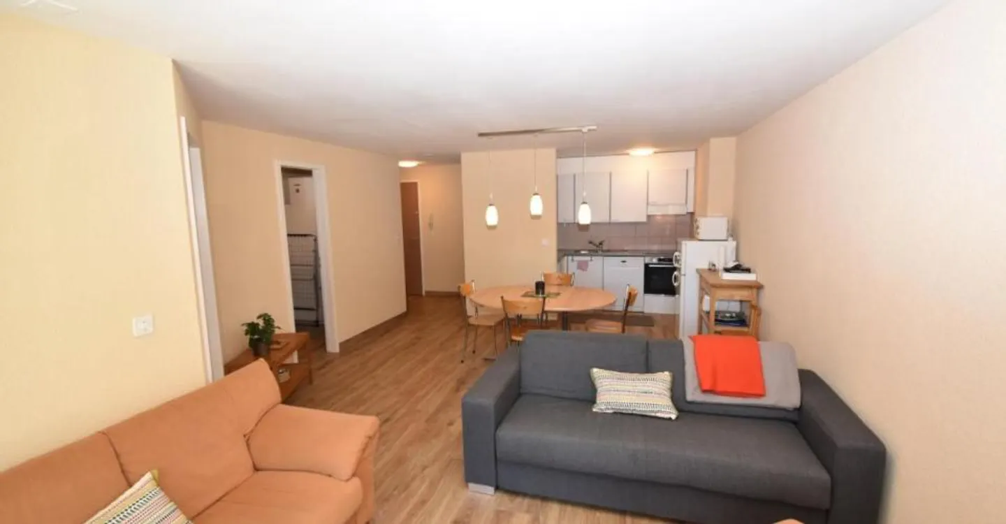 Appartement Charmant avec Vue Montagne - Photo 1 sur 5