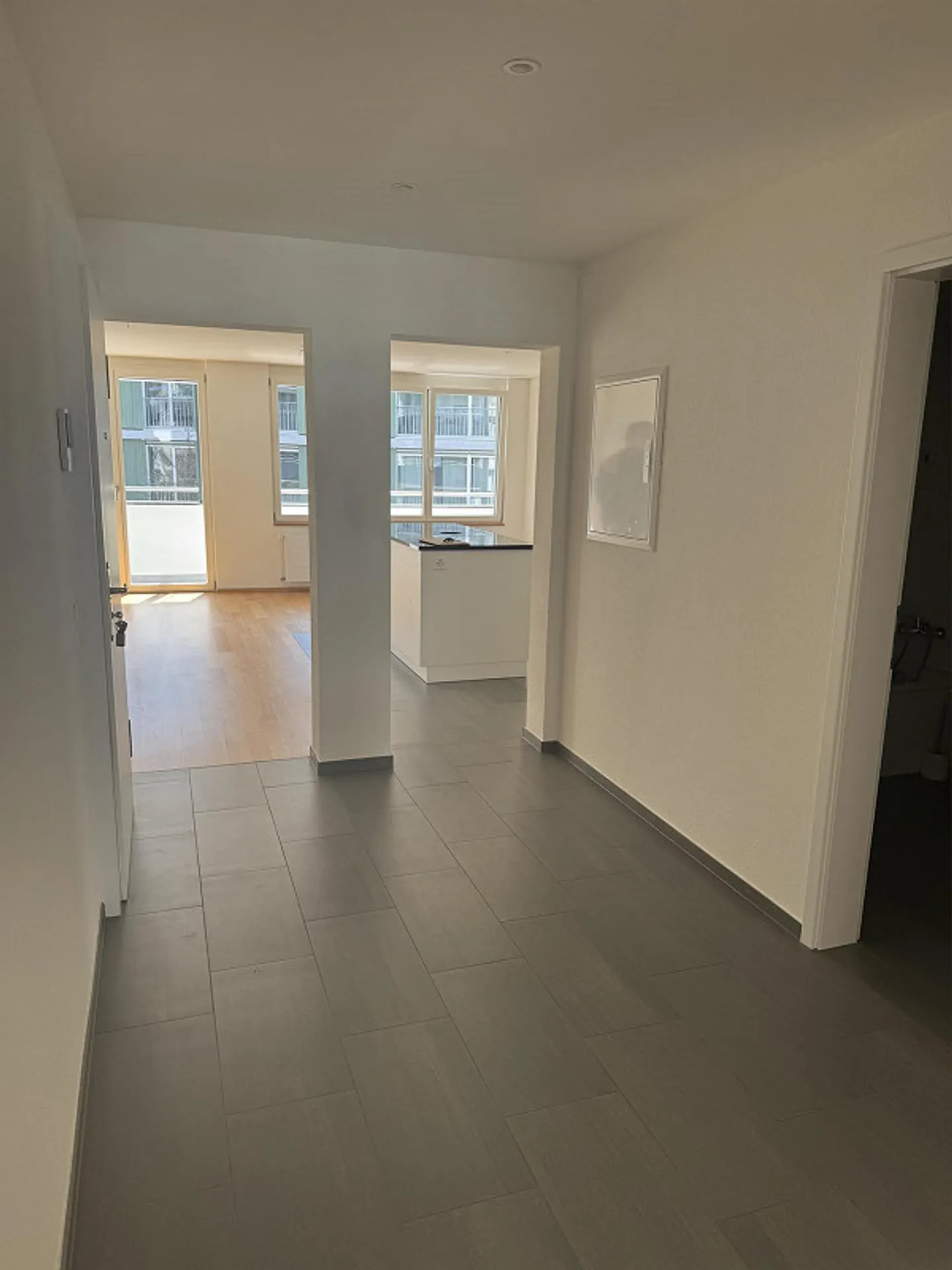 Appartement attrayant de 3,5 pièces dans le quartier Hegenheimer - Photo 2 sur 7